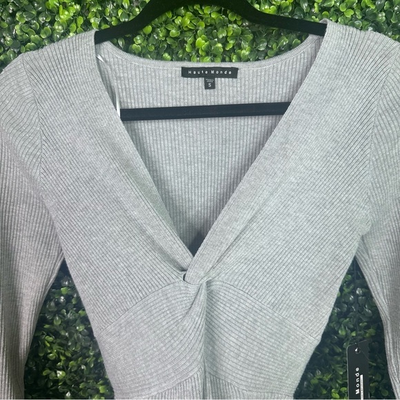 Gray ribbed long sleeve bodysuit nwt - Picture 4 of 5